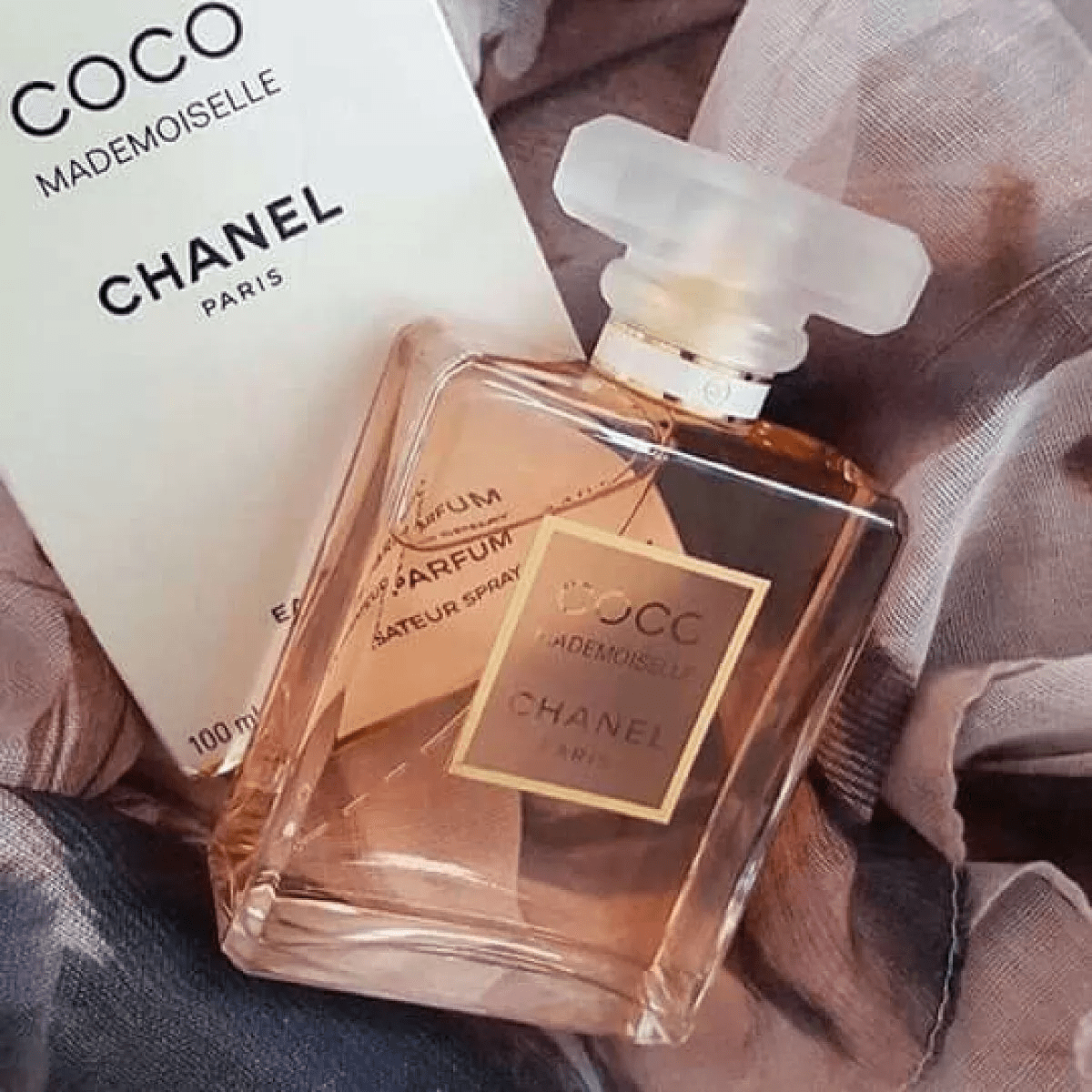 Nước Hoa Chanel Mùi Nào Thơm Nhất? Khám Phá Toàn Diện Với 9 Biểu Tượng Hương Thơm Đỉnh Cao